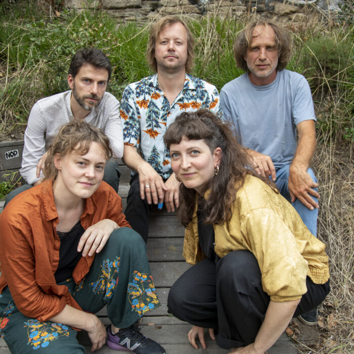 Eve Risser - Ensemble Ensemble